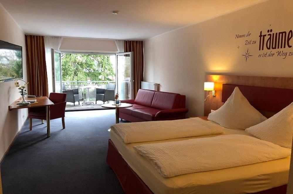 Hotel Haefner Bad Schönborn Eksteriør billede