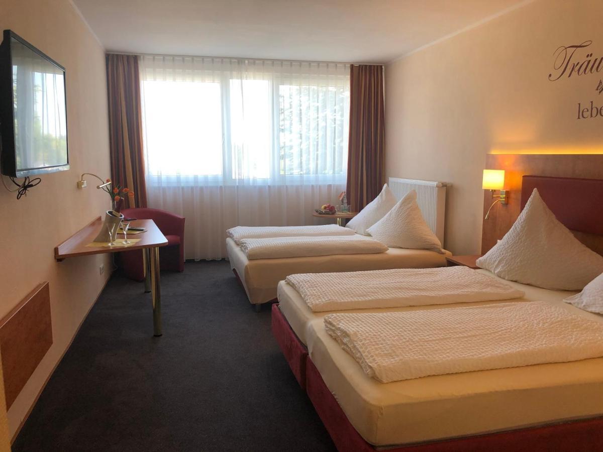 Hotel Haefner Bad Schönborn Eksteriør billede